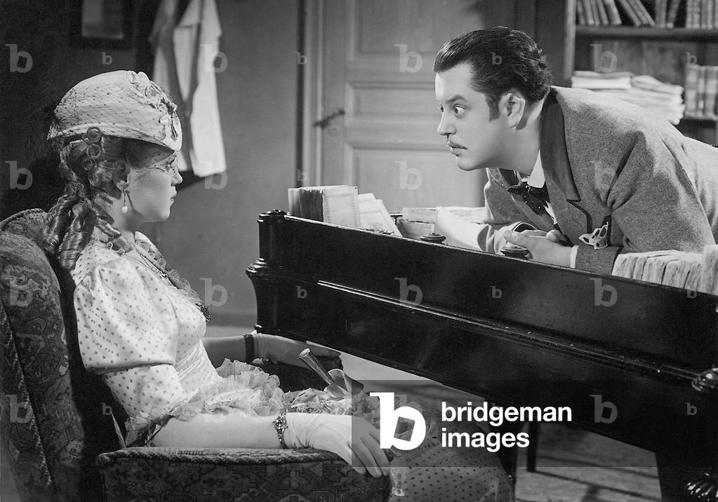 Paul Dahlke and Kristina Soederbaum in 'Covered Tracks', 1938 (b/w photo)