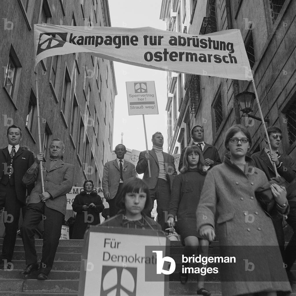Demonstration march in Augsburg, 1966 (b/w photo)