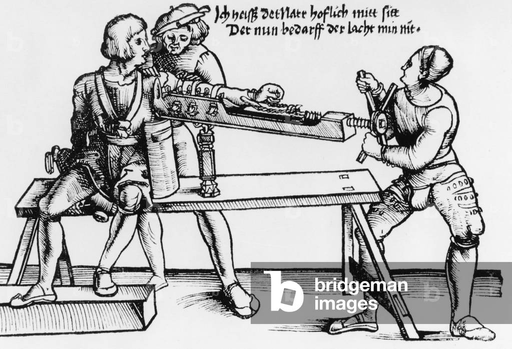 Restraining a shoulder, 1528