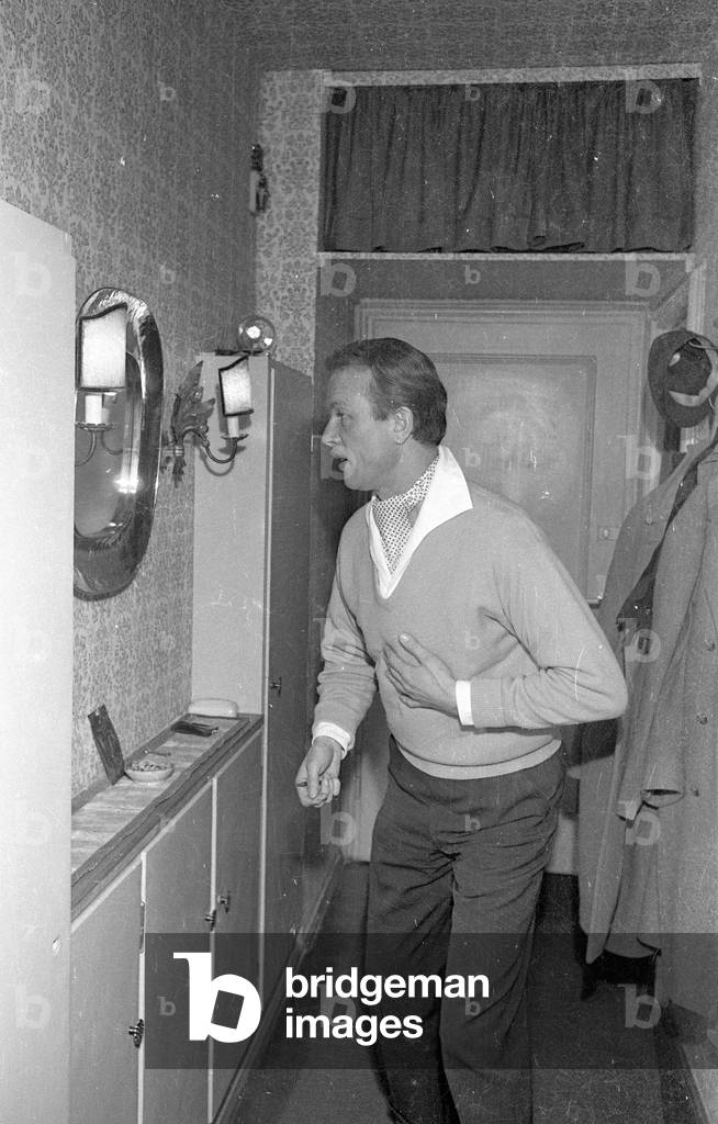 Rudolf Lenz in his apartment, 1959 (b/w photo)