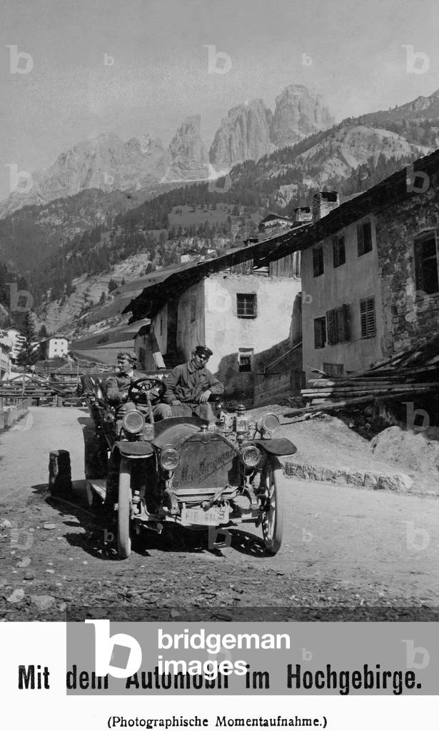 Automobile in the mountains, 1910