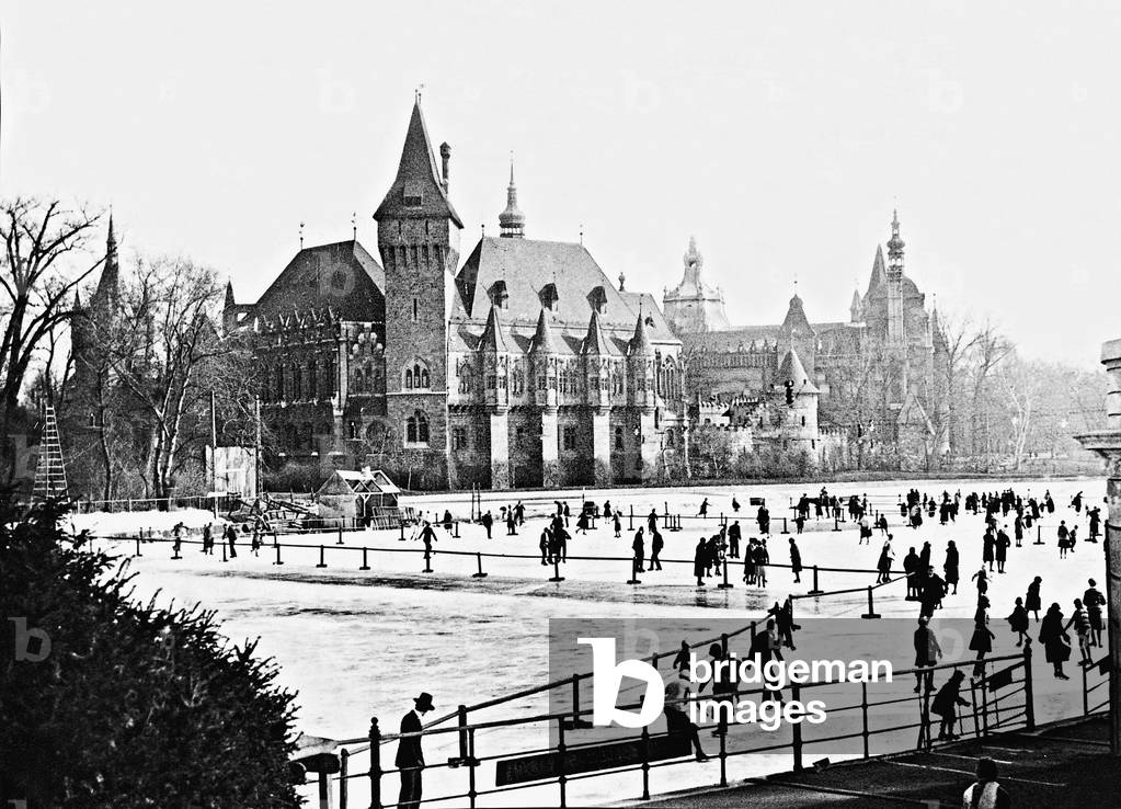 Ice rink in front of Vajdahunyad Castle, 1929 (b/w photo)
