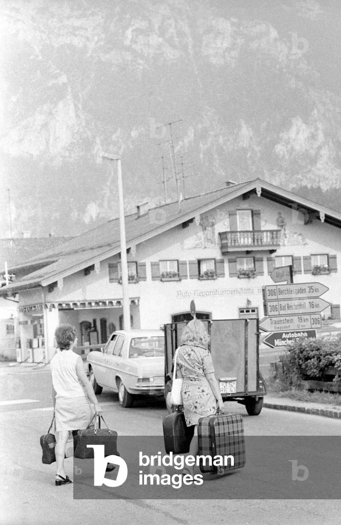Tourists in Bavaria, 1971 (b/w photo)
