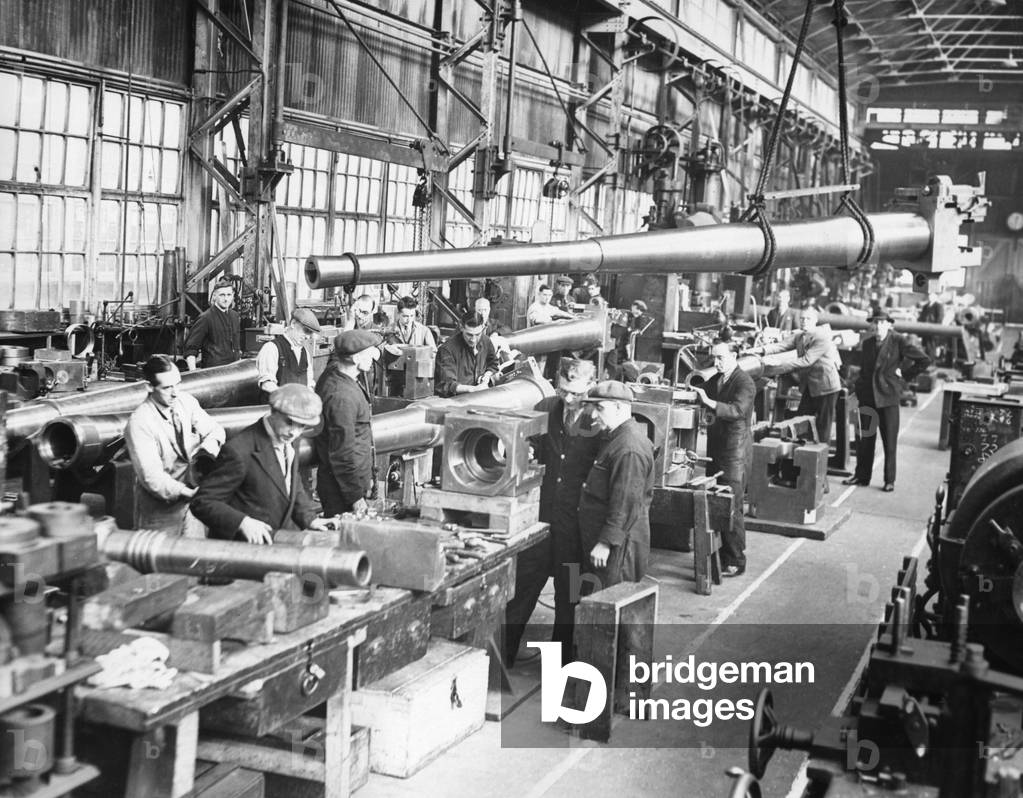 Defense industry in Great Britain, 1938 (b/w photo)