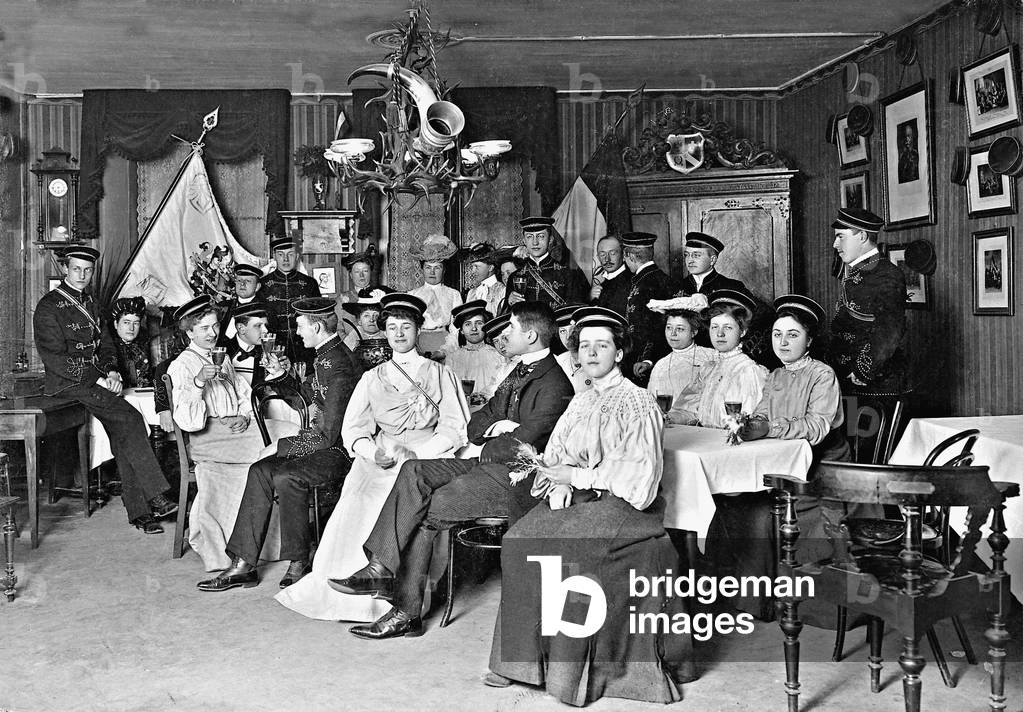 Students in a student bar, 1905 (b/w photo)