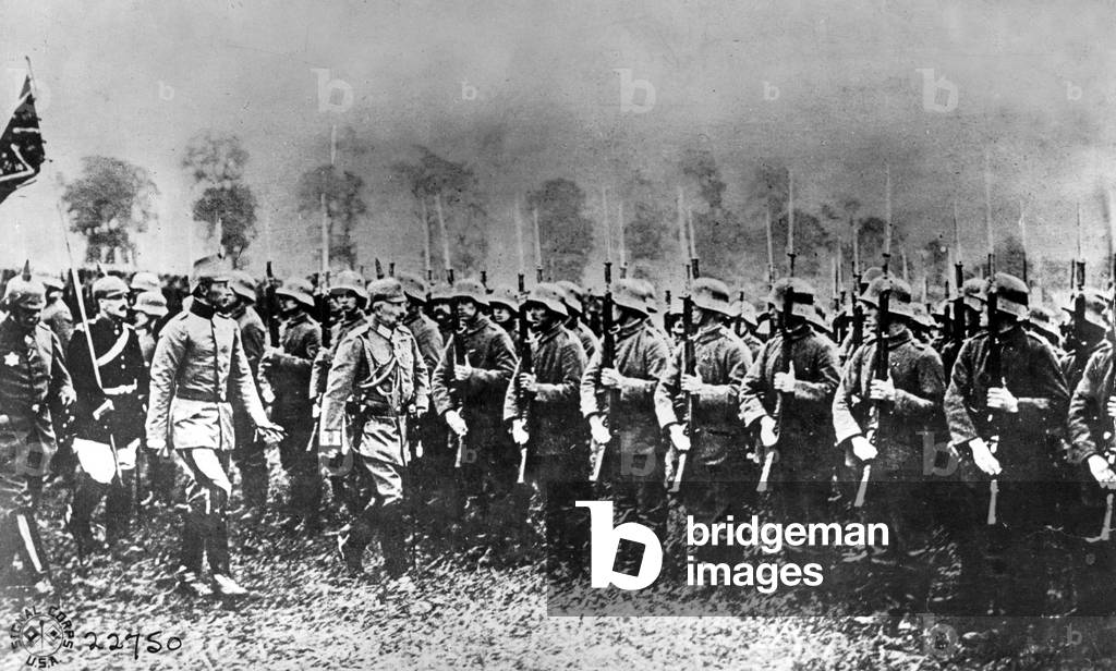 Kaiser Wilhelm II and Crown Prince Wilhelm on the front, 1918 (b/w photo)