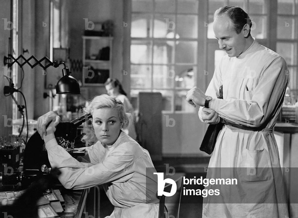 Charlotte Thiele and Hans Nielsen in 'Ich klage an', 1941 (b/w photo)