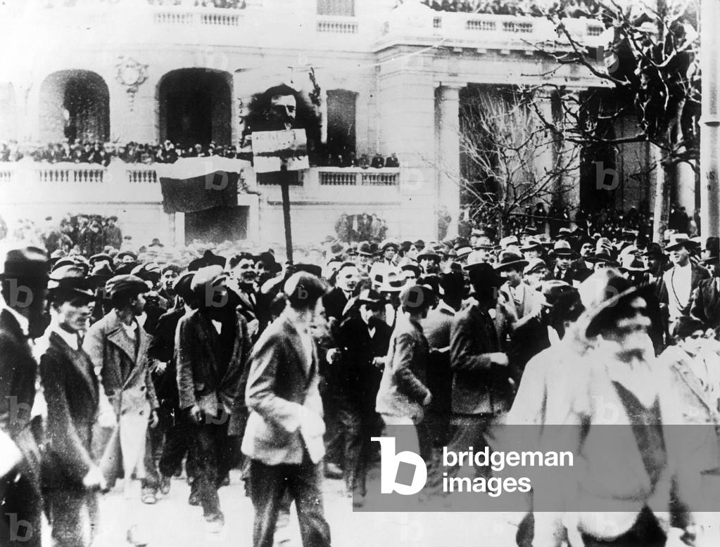 Disturbances in Chile, 1931 (b/w photo)