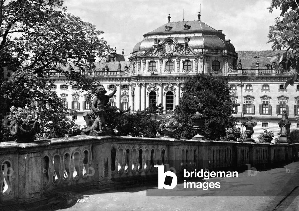 The residence of the prince bishops in Wuerzburg, 1937 (b/w photo)