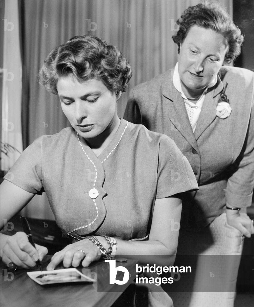Ingrid Bergman  (b/w photo)