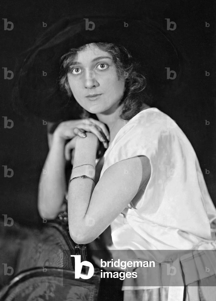 Charlotte Ander, 1921 (b/w photo)