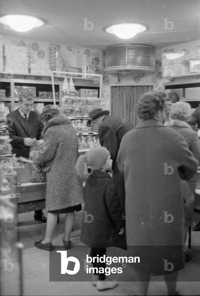 Ludwig Erhard in Bonn, 1964 (b/w photo)