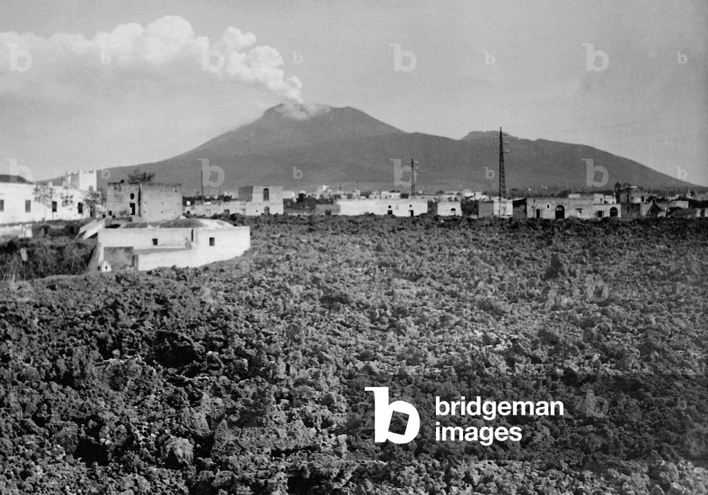 Mt. Vesuvius, 1938 (b/w photo)