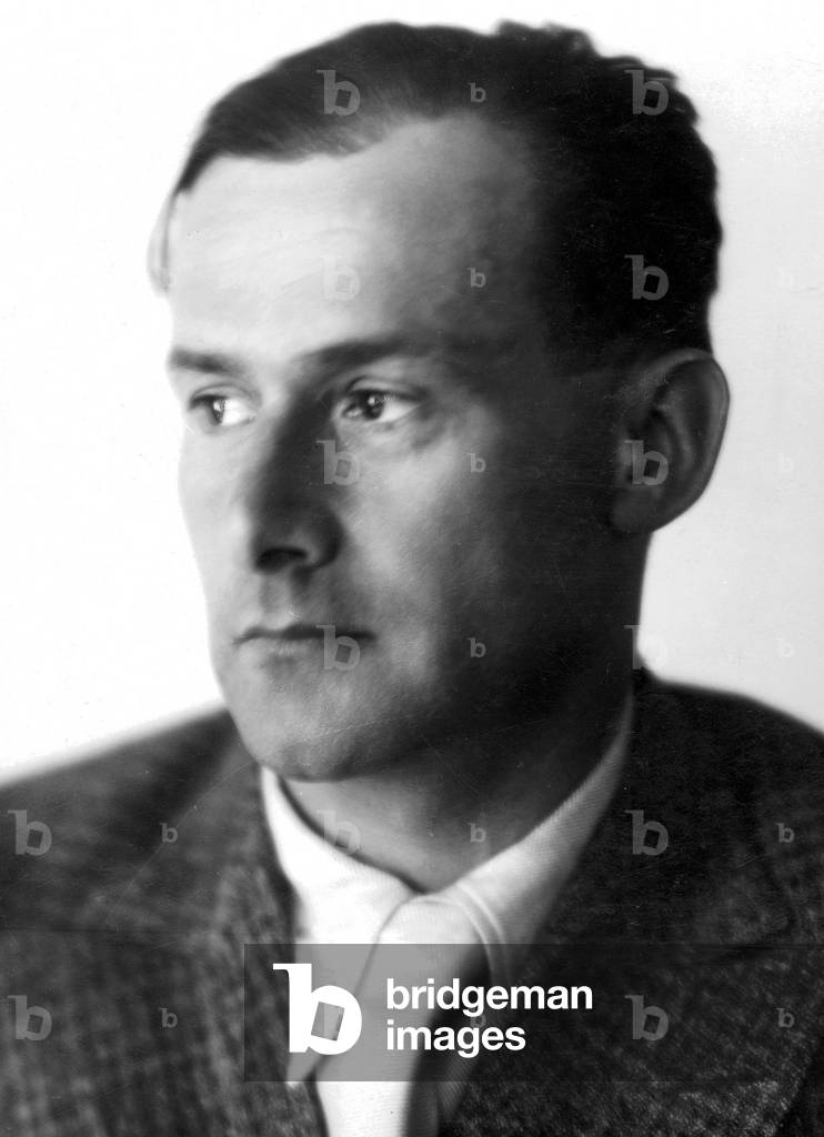 Friedrich Wolf, novelist and doctor (1888-1953) (b/w photo)