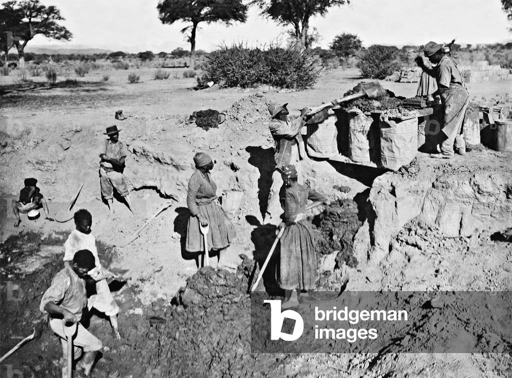 Brick factory in Windhuk, 1913 (b/w photo)