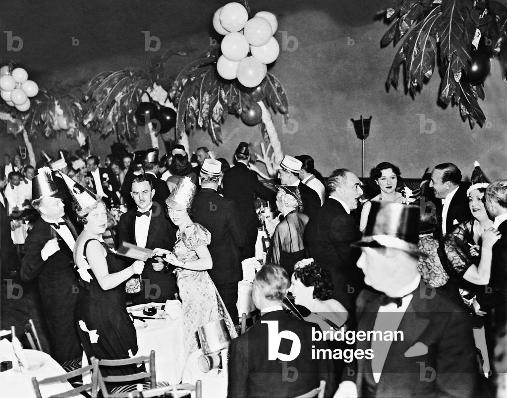 New Year's Eve Ball in the 'El Morocco' in New York, 1936 (b/w photo)