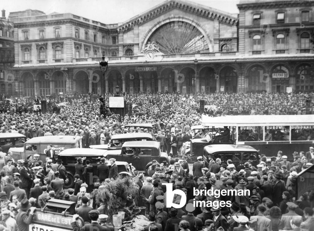 Mobilization in France, 1938 (b/w photo)