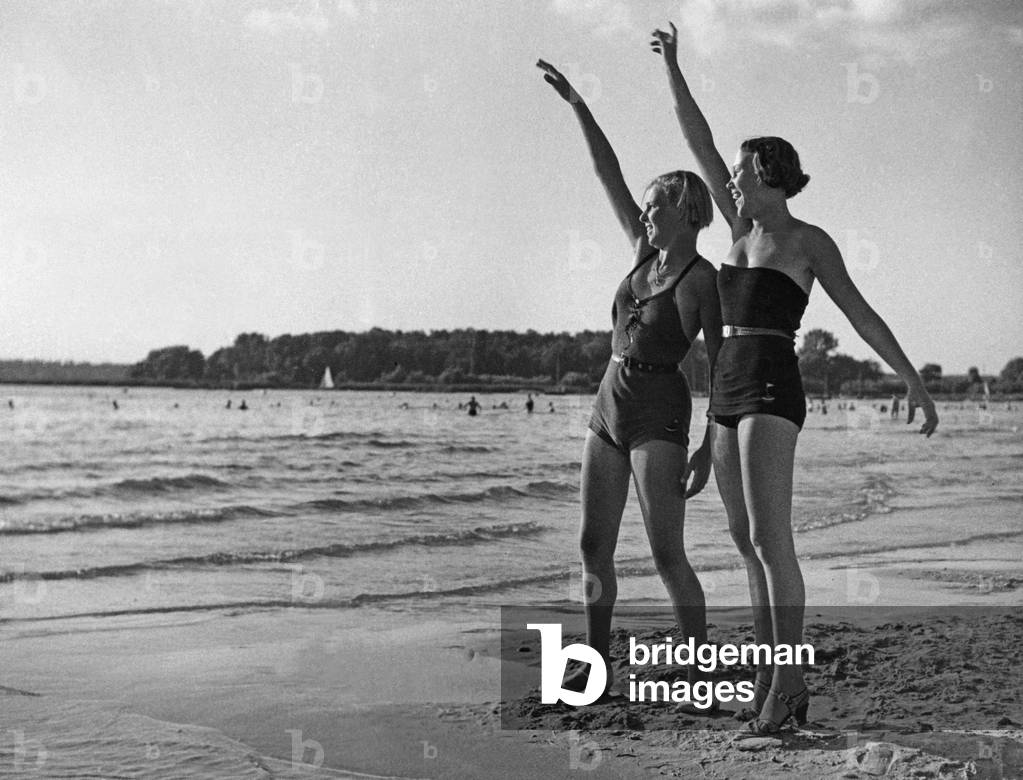 Swimwear in Berlin, 1935
