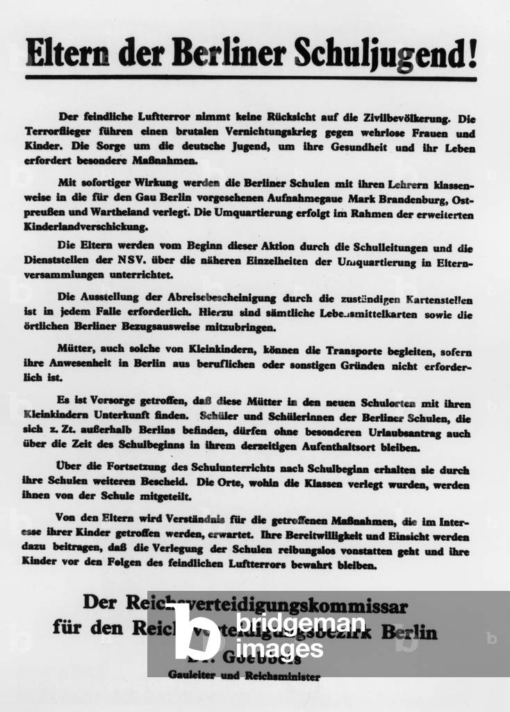 Information poster on Kinderlandverschickung (evacuation of children) (b/w photo)