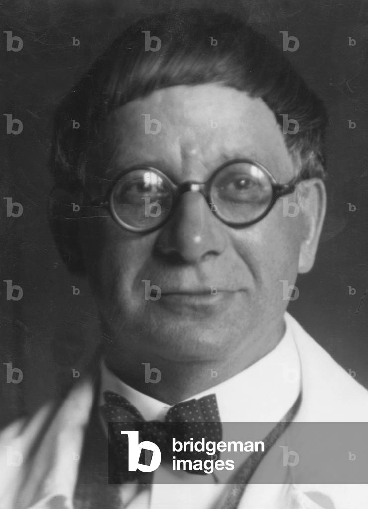 Hans Poelzig (b/w photo)