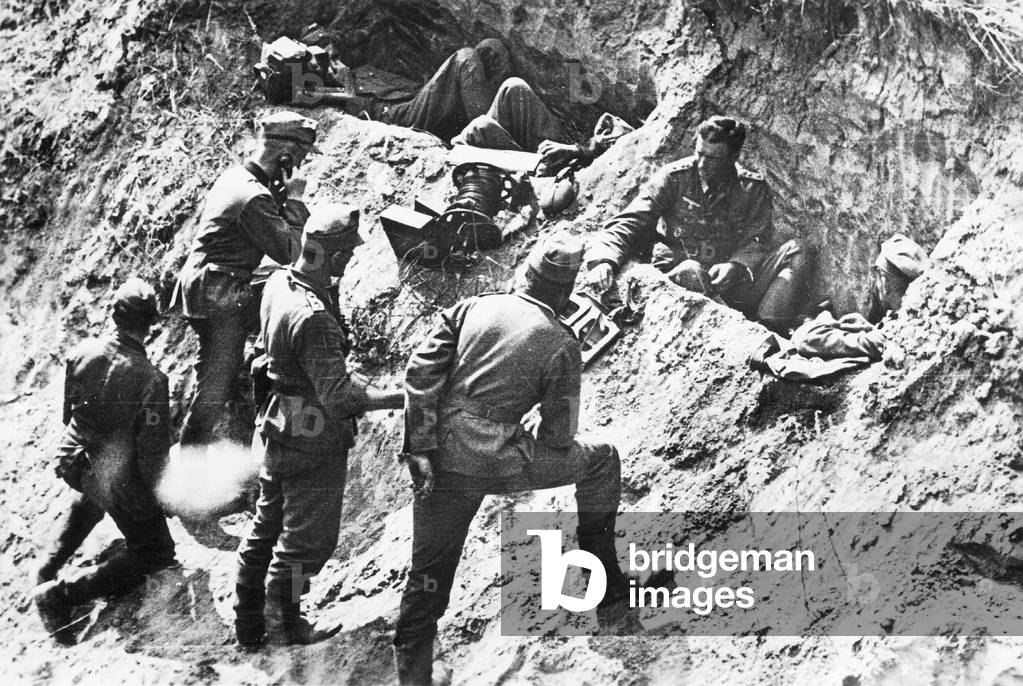 German battalion's command post on the Eastern front, 1943 (b/w photo)