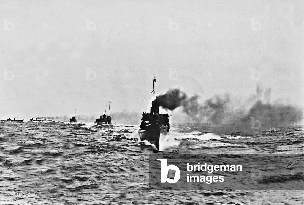 German torpedo boats, 1913 (b/w photo)