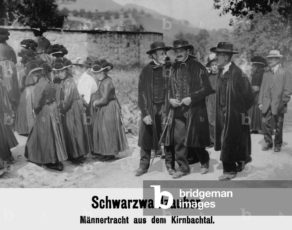 Folk costume for men from the Kirnbach Valley, 1919 (b/w photo)