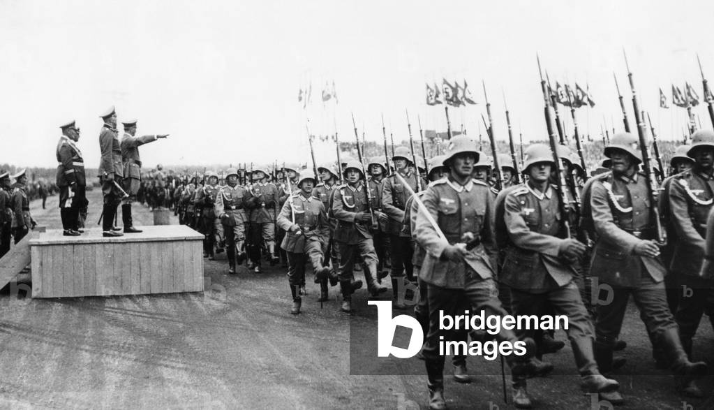 Parade of the Wehrmacht at the Reichsparteitag in Nuremberg, 1936