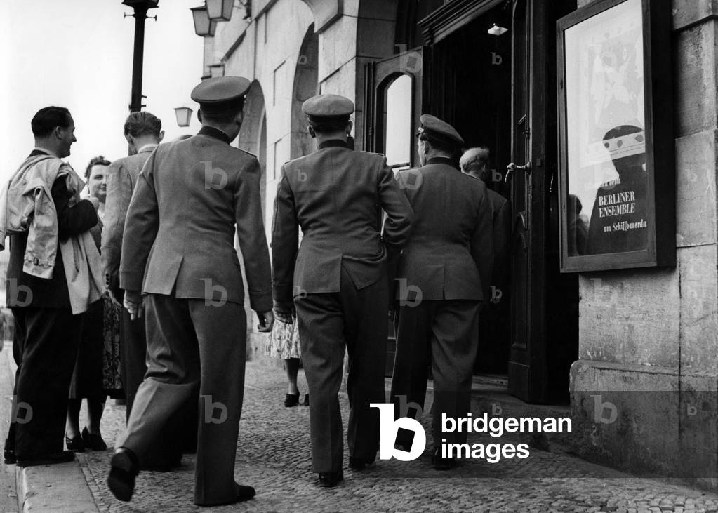 Theater am Schiffbauerdamm in East Berlin, 1956 (b/w photo)