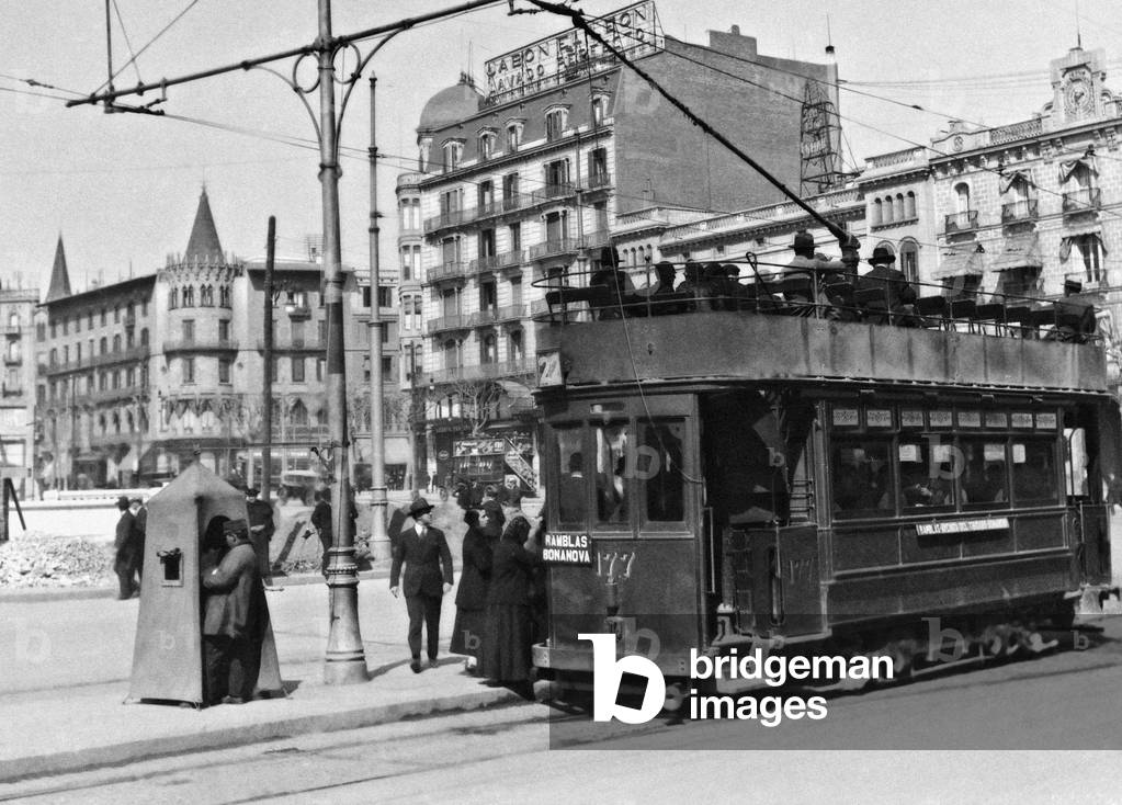 Tram in Barcelona (b/w photo)