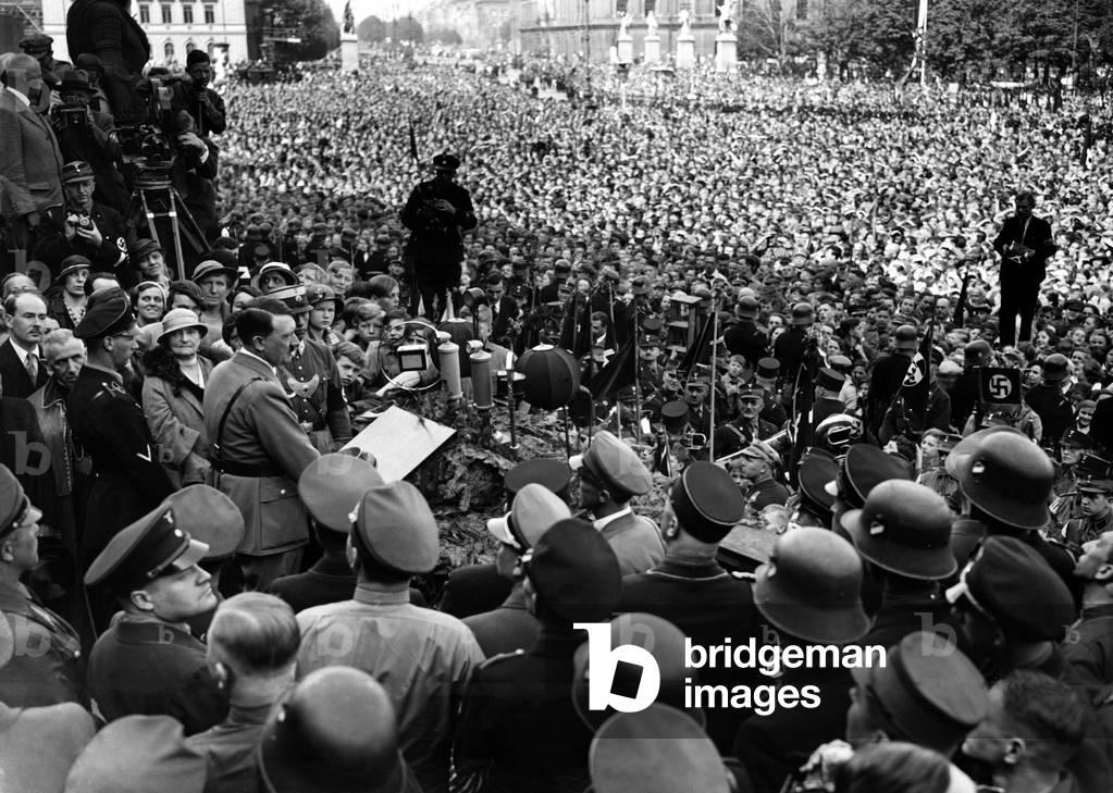 Adolf Hitler delivers a speech on May Day, 1936 (b/w photo)