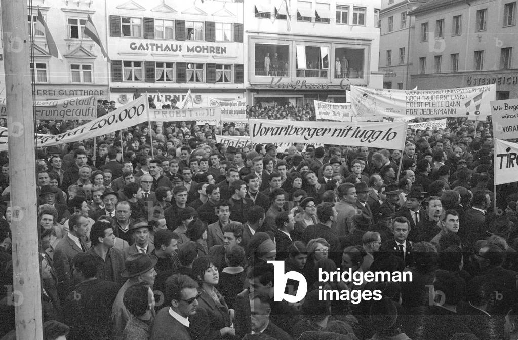 Demonstration for the ship name 