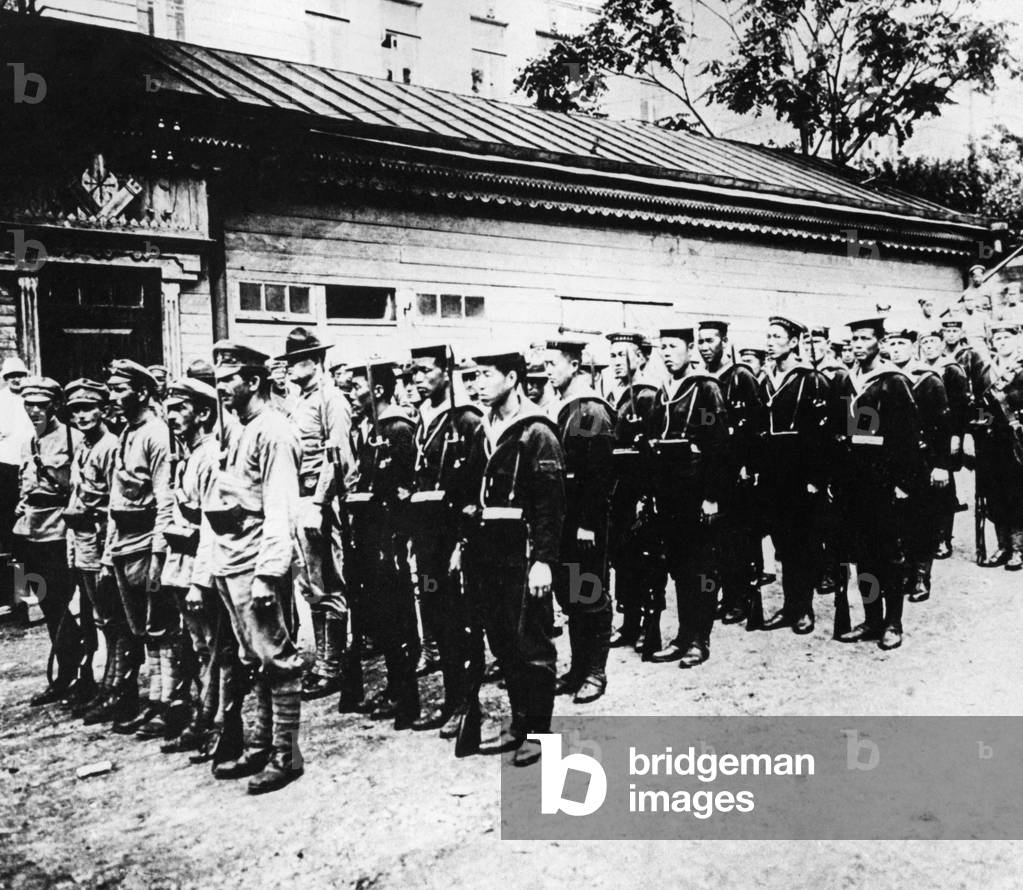 Units of the Allied Intervention Powers, 1918 (b/w photo)