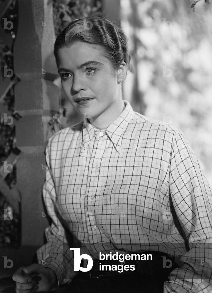 Heidemarie Hatheyer in 'A Regular Fellow', 1939 (b/w photo)