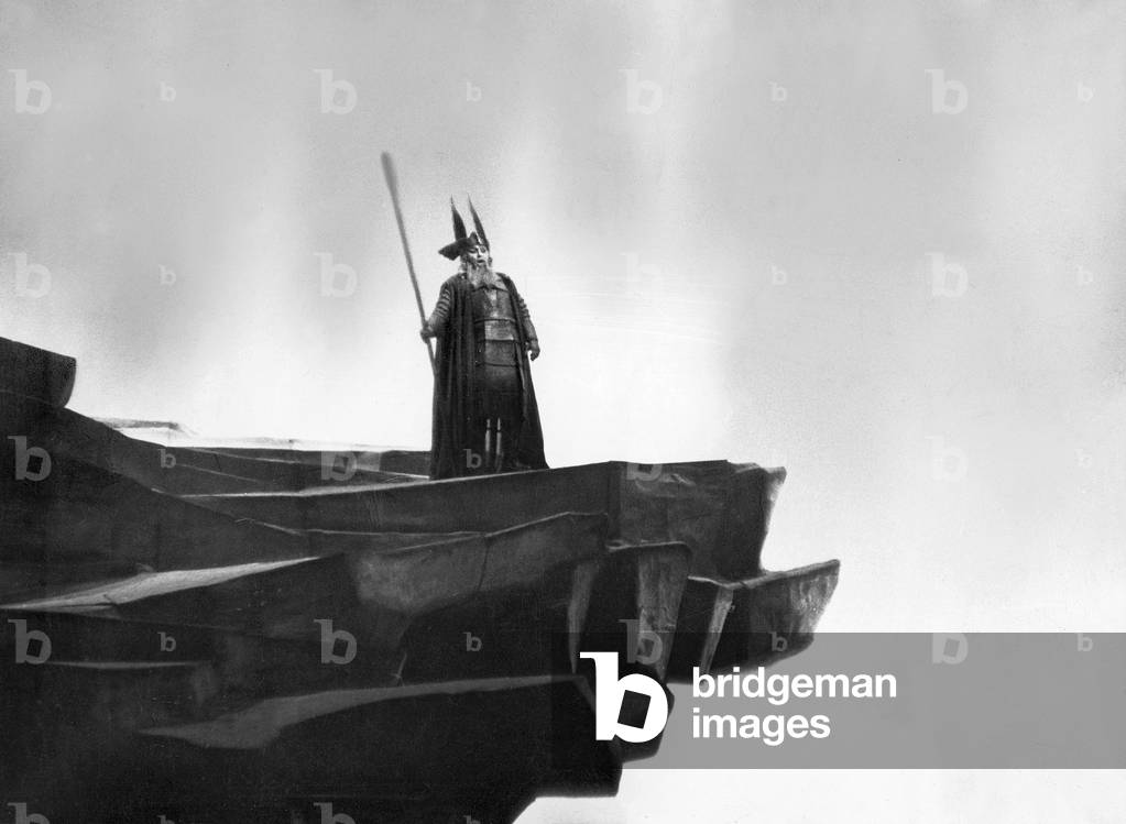 Scene from Act 3: Wotan's Farewell (Actor: R. Bockelmann), 1933 (b/w photo)