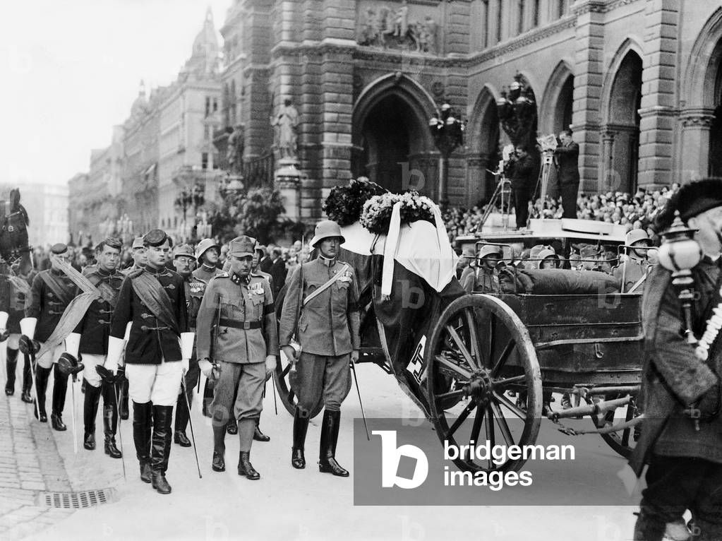 The funeral of Engelbert Dollfuss, 1934 (b/w photo)