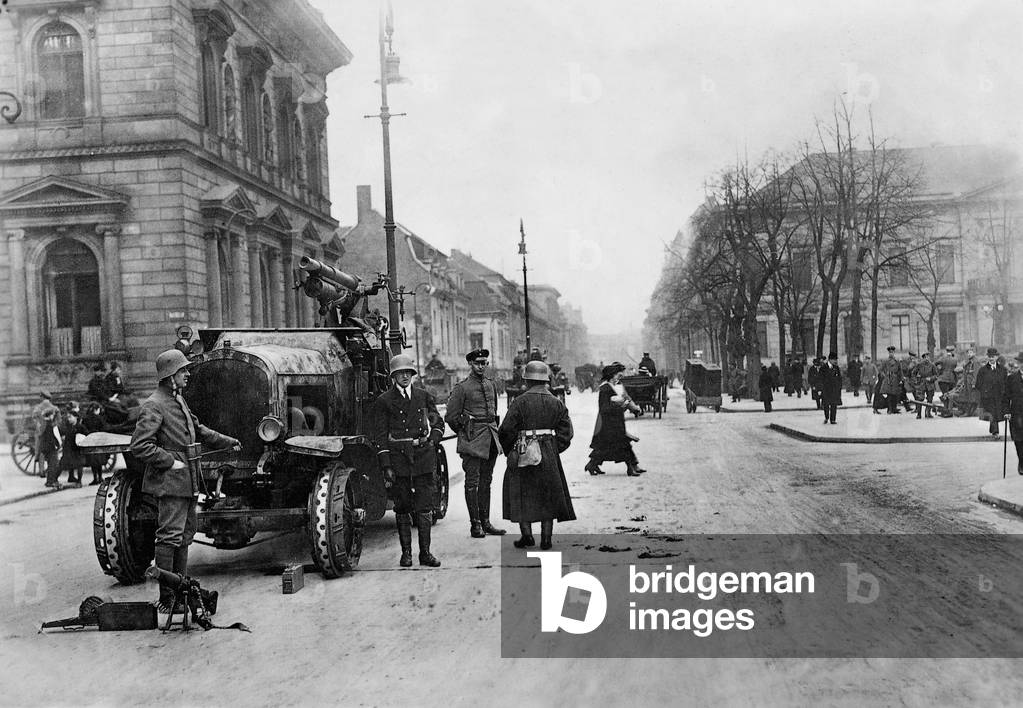 Government troops in Berlin, 1919 (b/w photo)