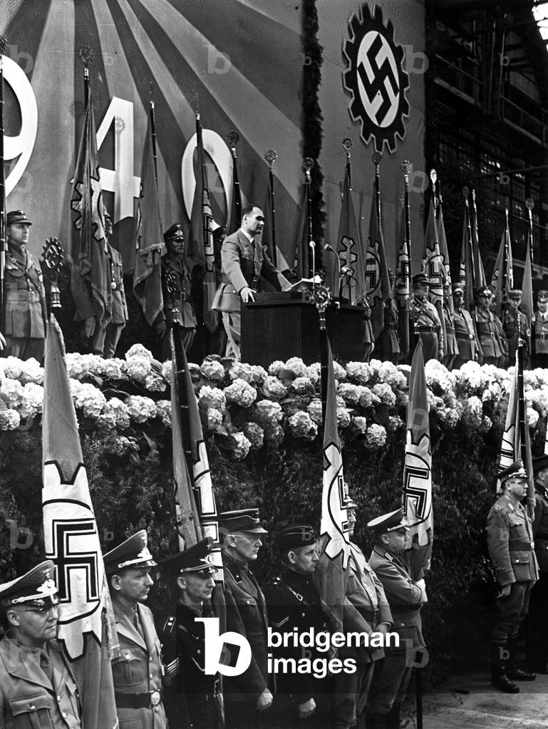 Rudolf Hess at the meeting of the Reich Work Chamber in Essen, 1940 (b/w photo)