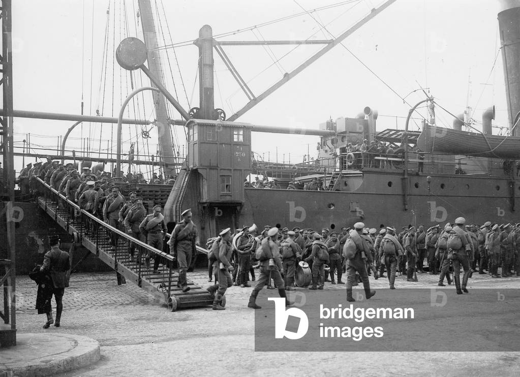 Russian soldiers after their arrival in France, 1916 (b/w photo)