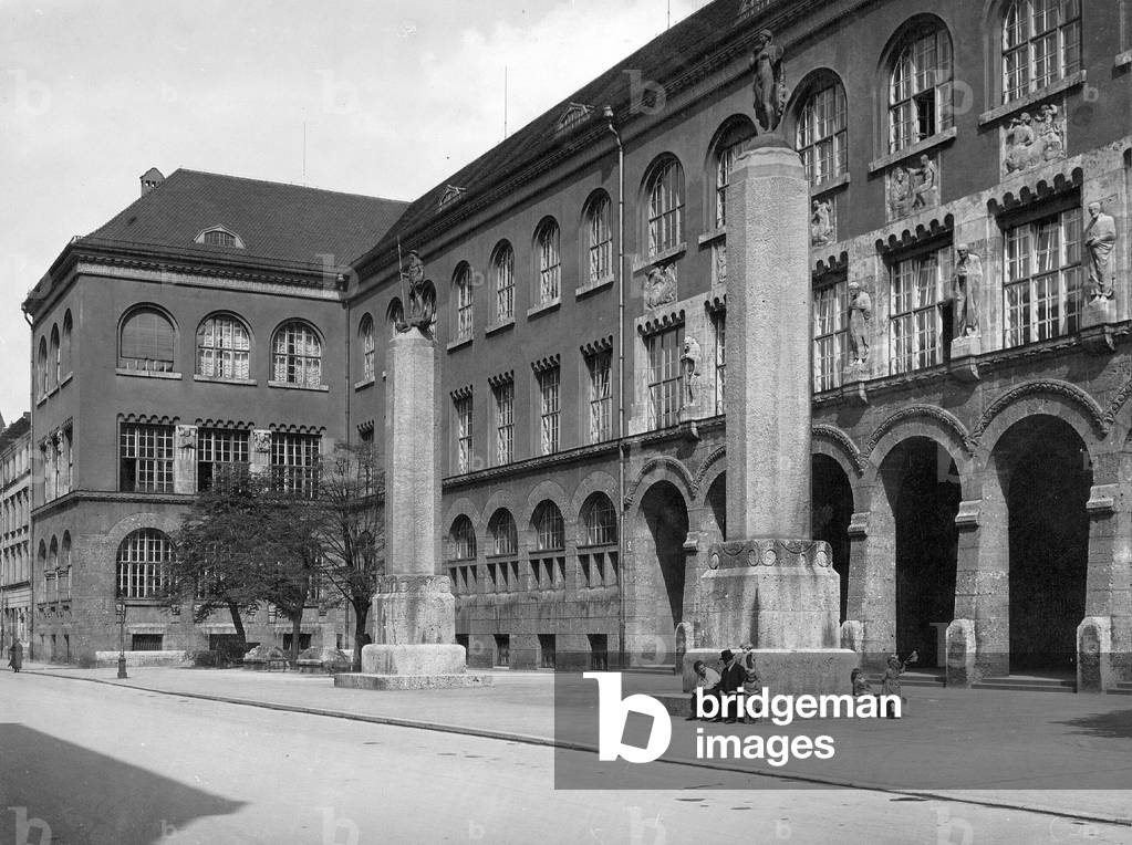University of Munich, 1926. (b/w photo)