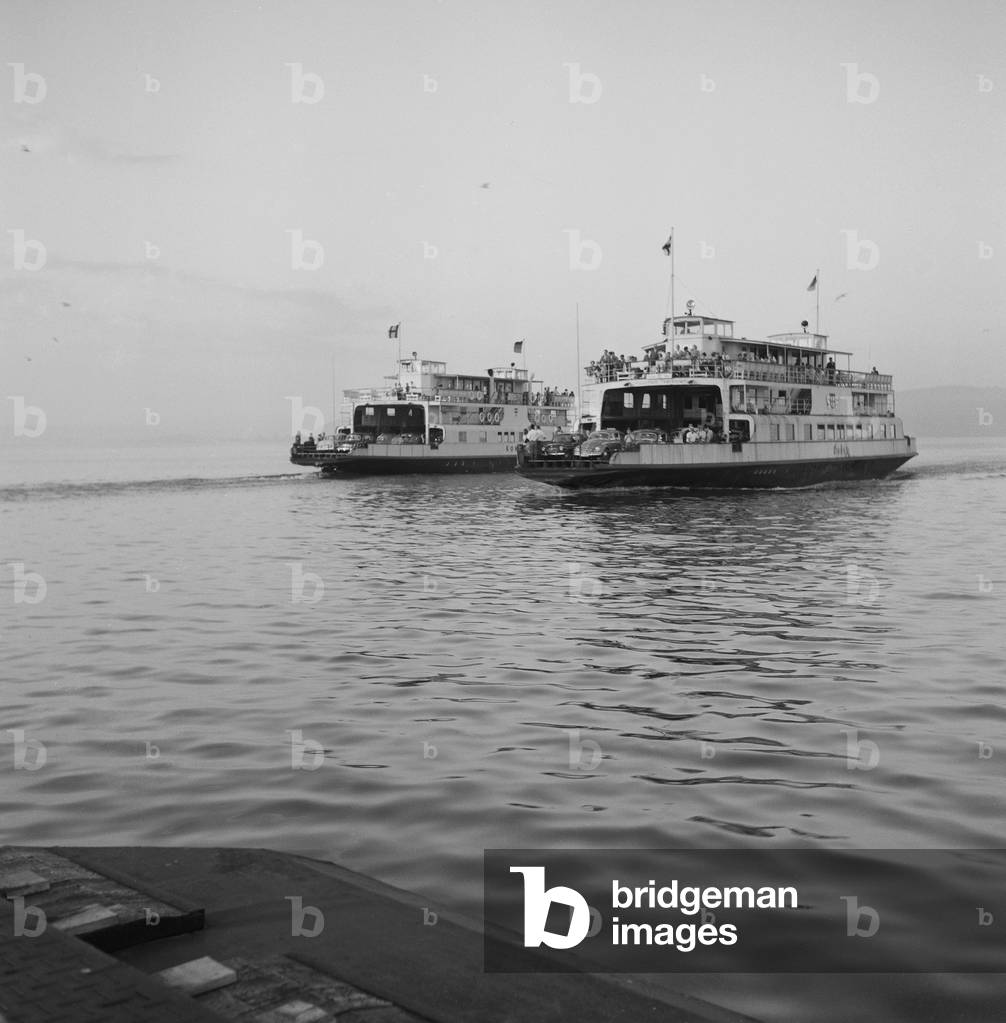 Car ferrys at the Lake Contance, 1953 (b/w photo)
