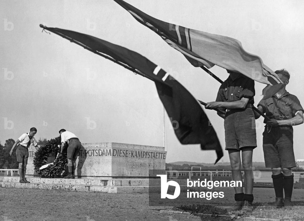 Memorial to the victims of the First World War, 1932