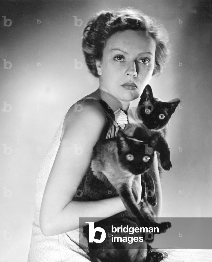 Gina Falkenberg, 1937 (b/w photo)