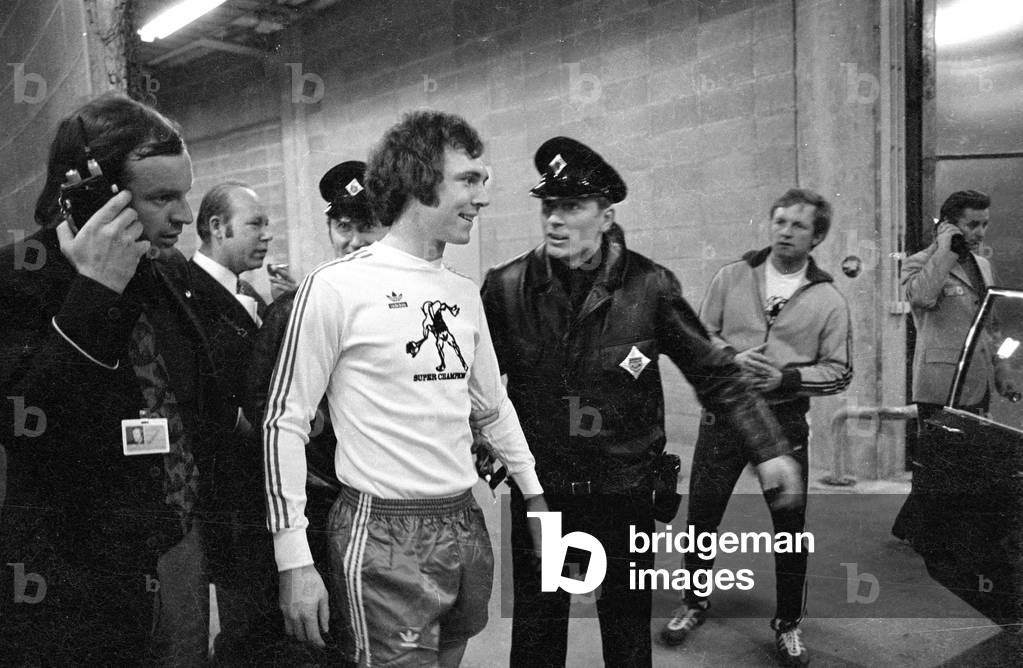 Beckenbauer at the Sportpressefest (Sports Press Festival) in Munich, 1974 (b/w photo)