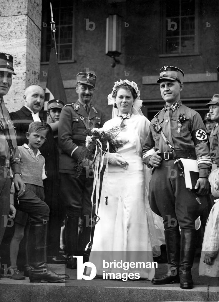 Wedding of the Senior Assault Leader Herbert Guens in Berlin (b/w photo)