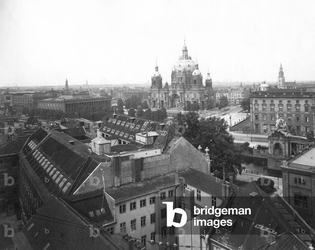 The city center of Berlin, 1929 (b/w photo)