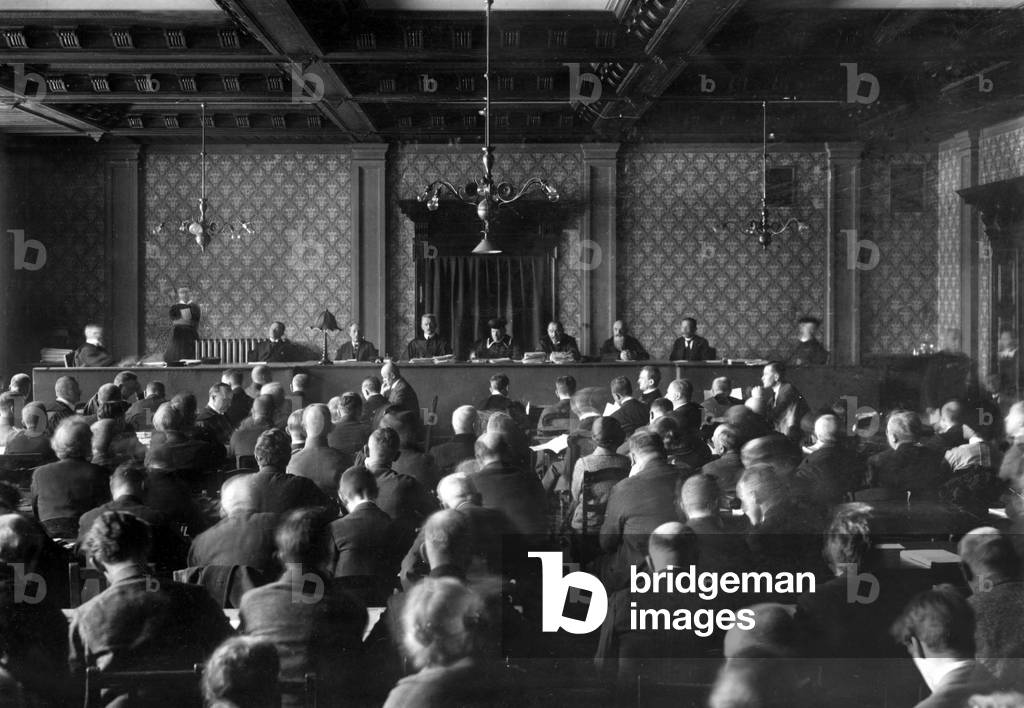 First day of hearings of the Hitler trial in the Munich Infantry School, 1924