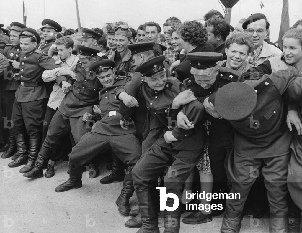 Withdrawal of Russians from Magdeburg, 1956 (b/w photo)