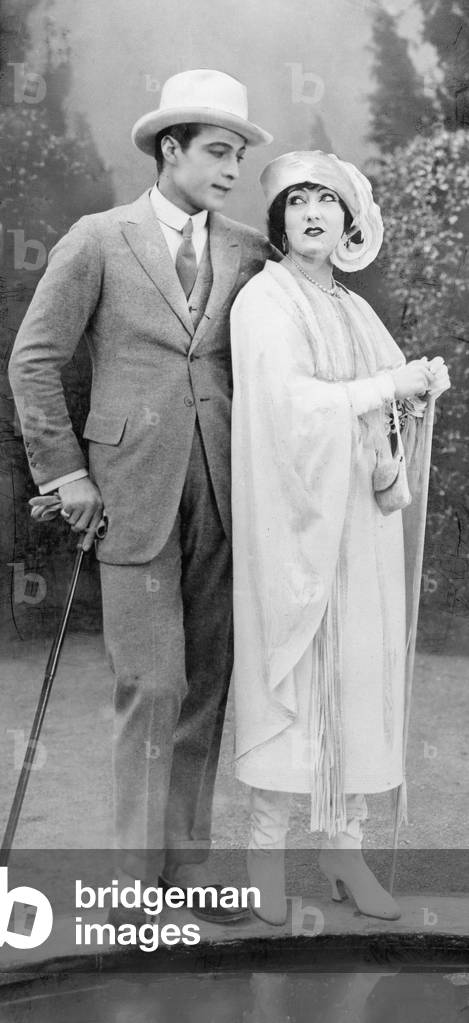 Rudolph Valentino and Gloria Swanson in the movie 'Beyond the Rocks', 1922 (b/w photo)