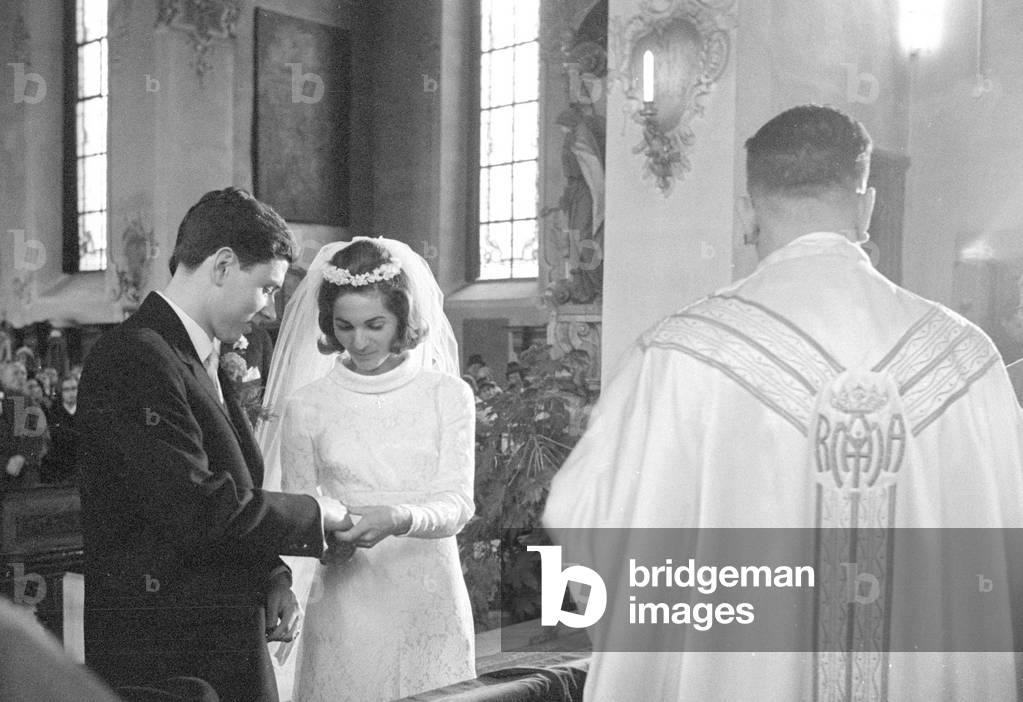 The wedding of Edith Zimmermann-Rhomberg in Bregenz, 1966 (b/w photo)